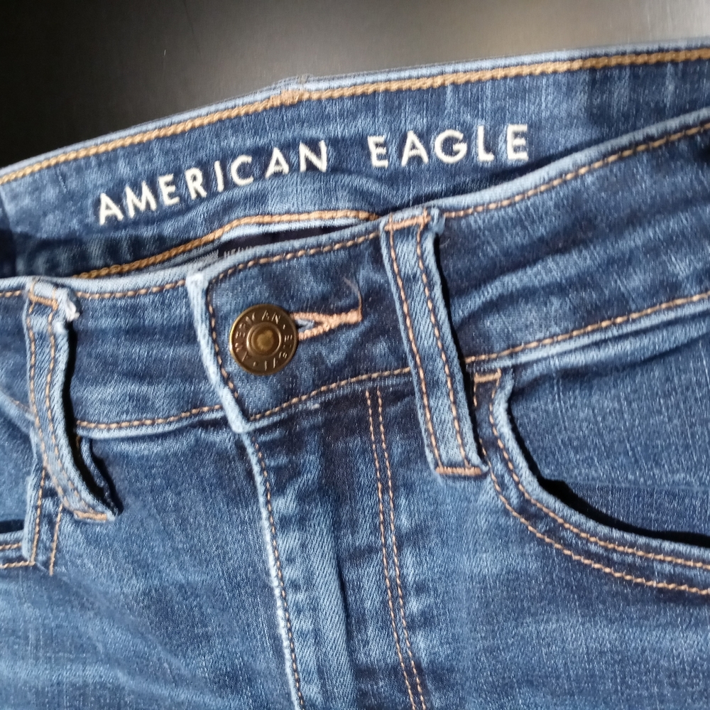 American Eagle Size 2 NeXt Level Stretch Jeans